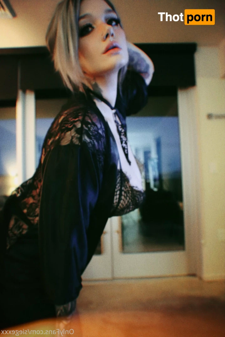 🌸Tattooed Waifu🌸 6370538