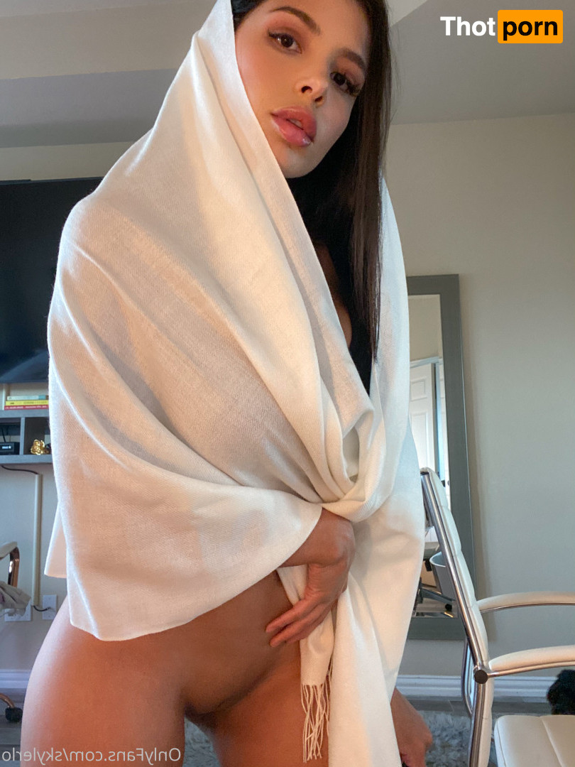 Skyler Lo VIP 16563091