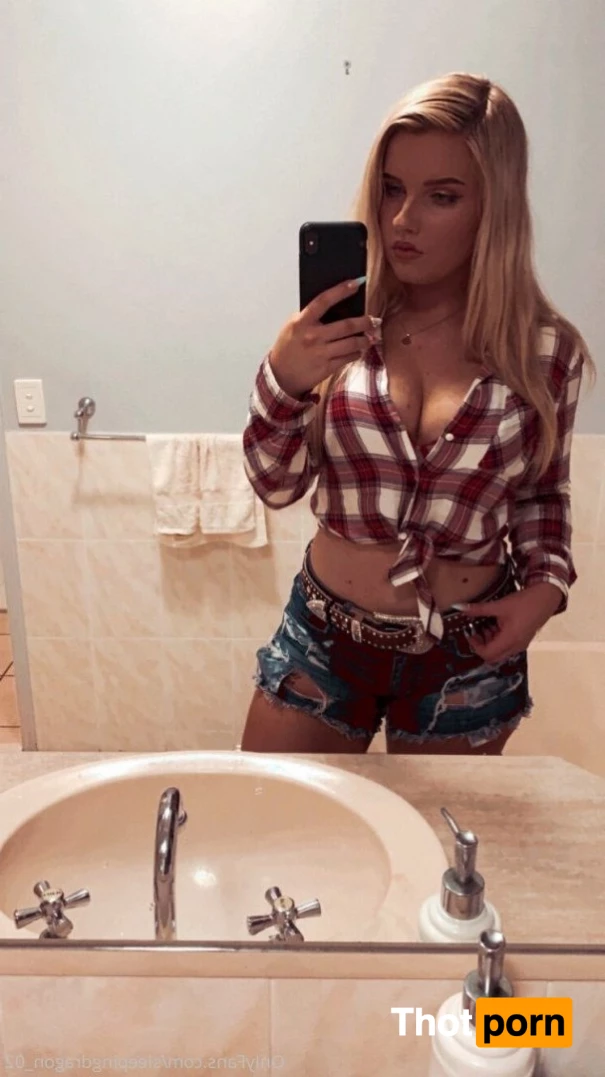 Sleeping Dragon 1097643