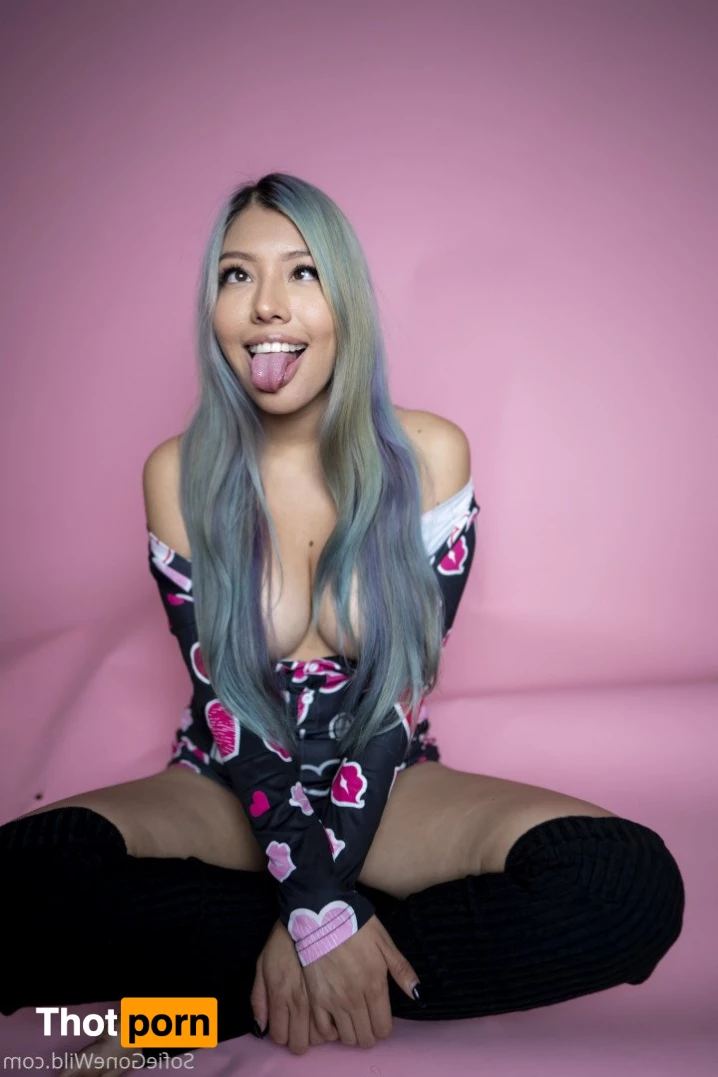 Sofie🦋💕GoneWild 1098880