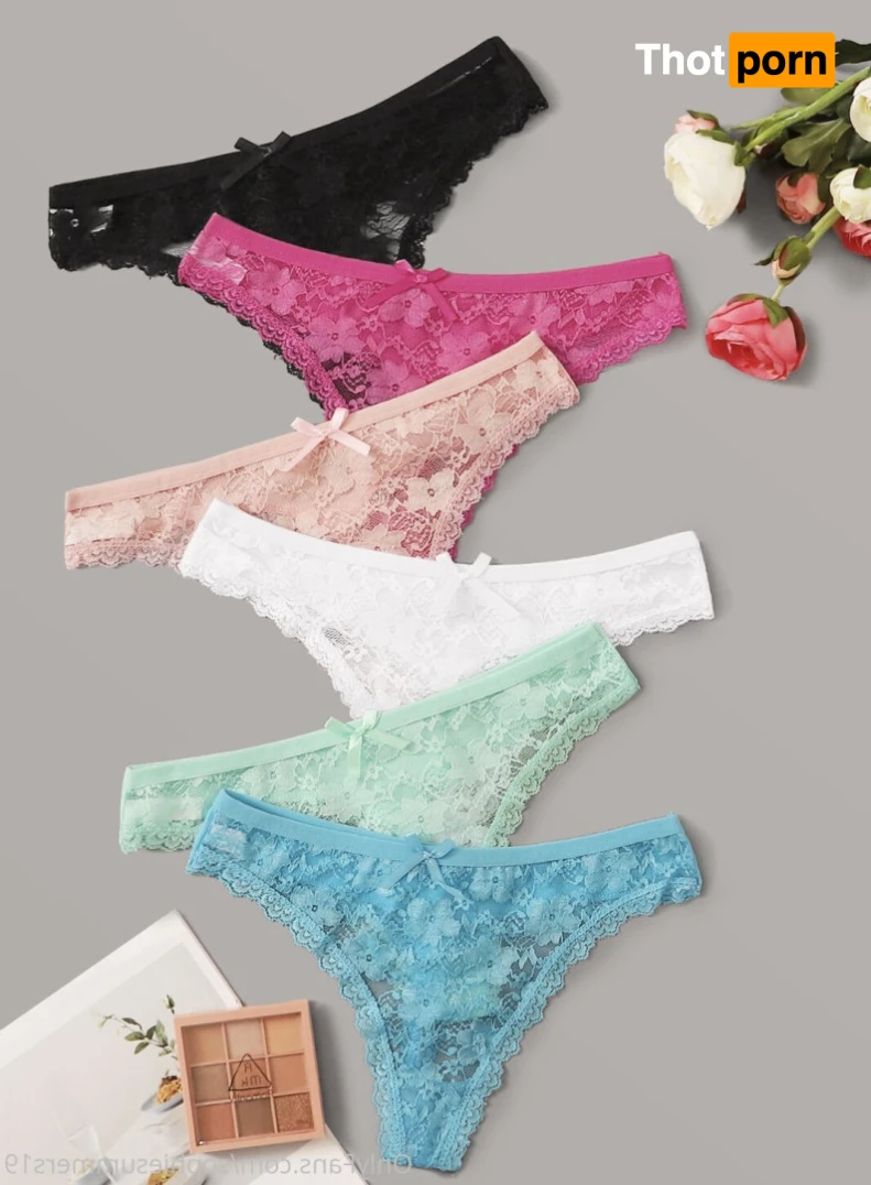 📚 Naughty Librarian 📚 15355738