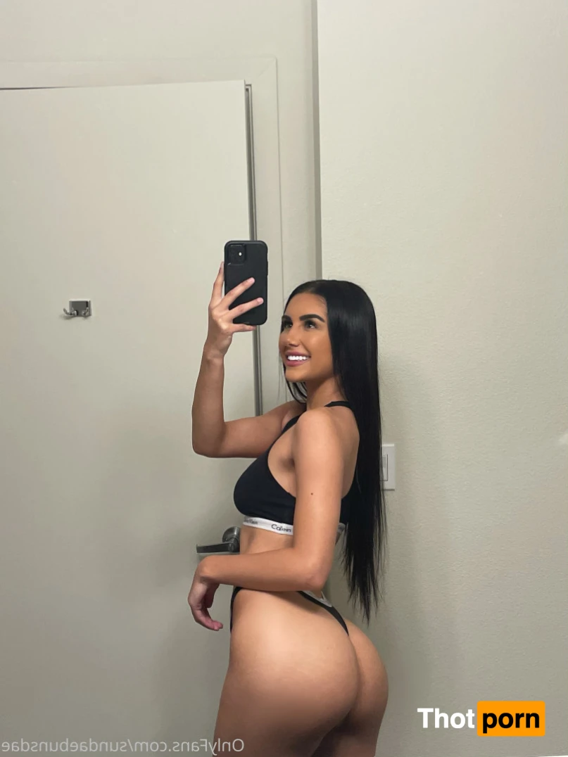 Mia Falls 13745781