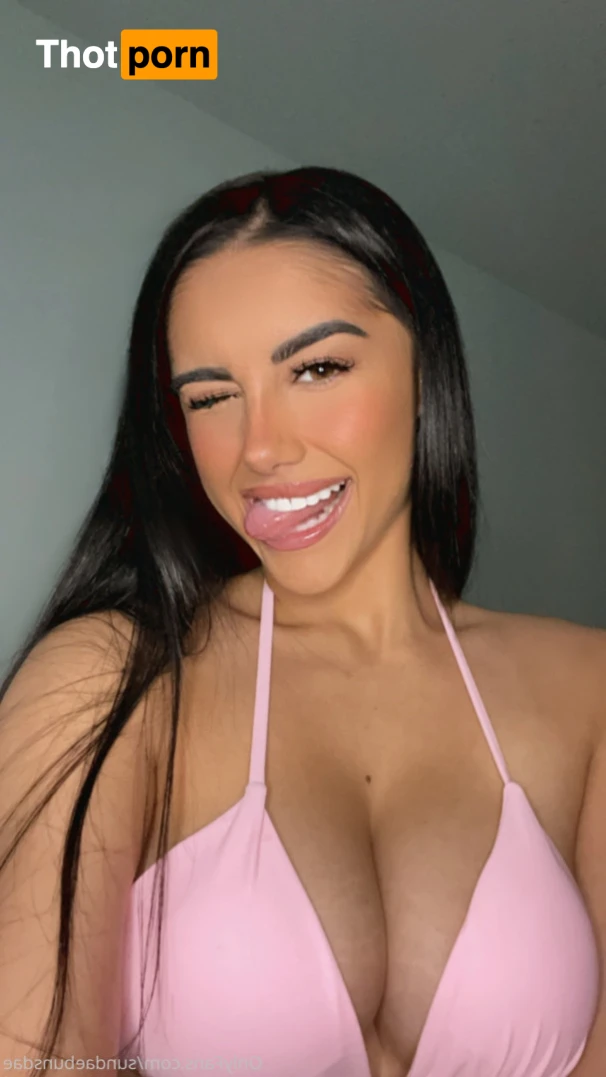 Mia Falls 13746014