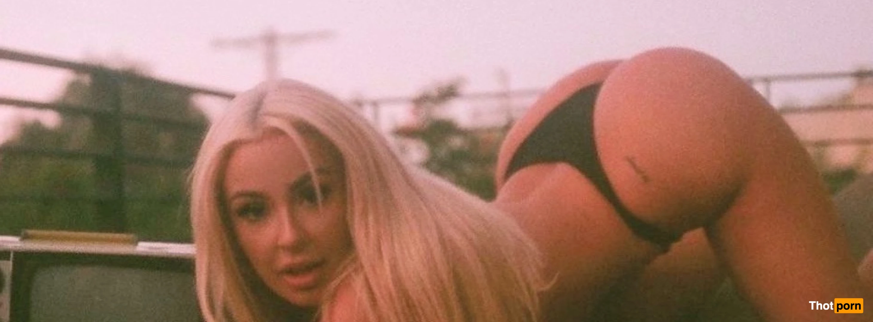 💗 tana mongeau 13359037