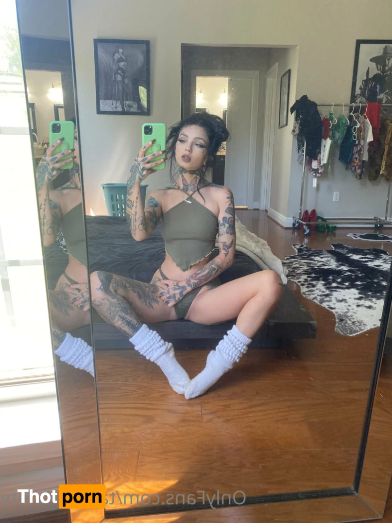 Taylor white 9640339