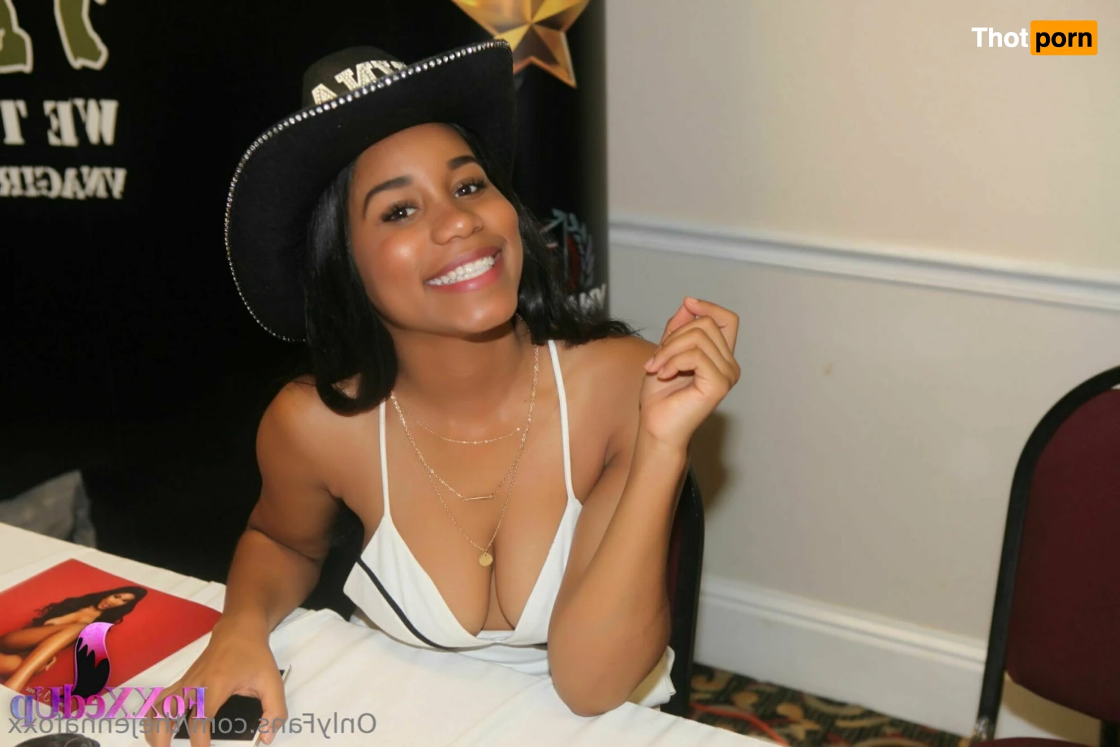 Jenna Foxx(18+) 13088079