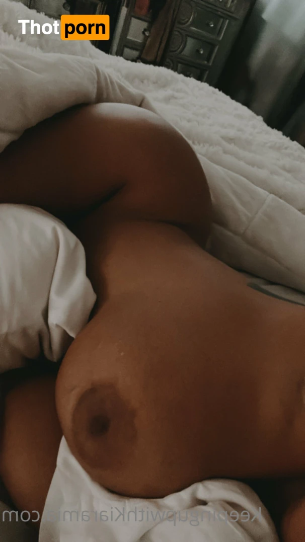 theonlykiaramia 12991149