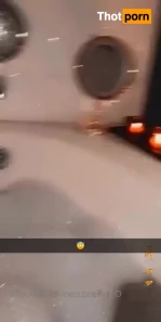 1913566
