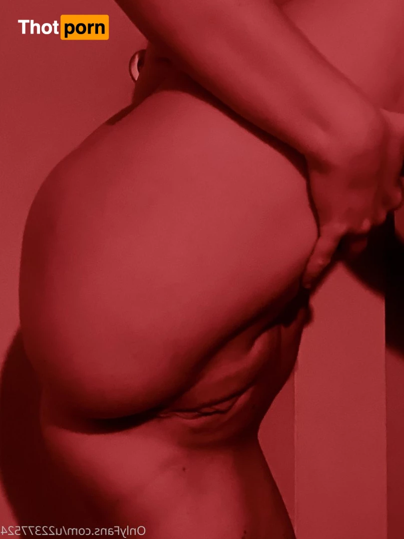 Lilblondegirl 1197054