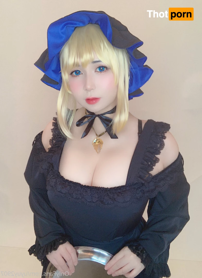 Uy Uy - Extra Thicc Princess - NO NUDE 6442427