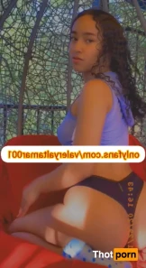 1822498
