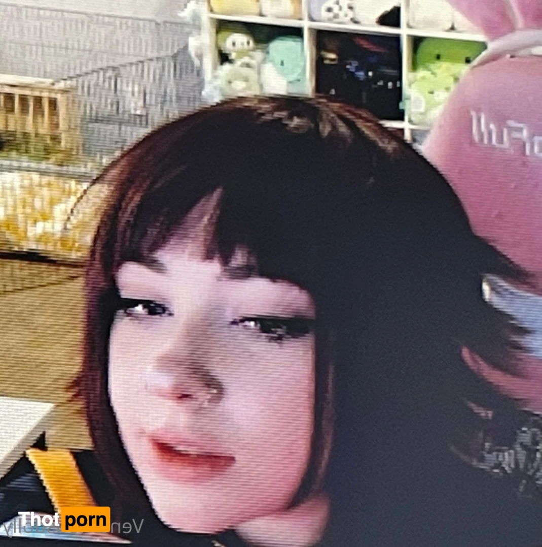 venomous_dolly 9623952