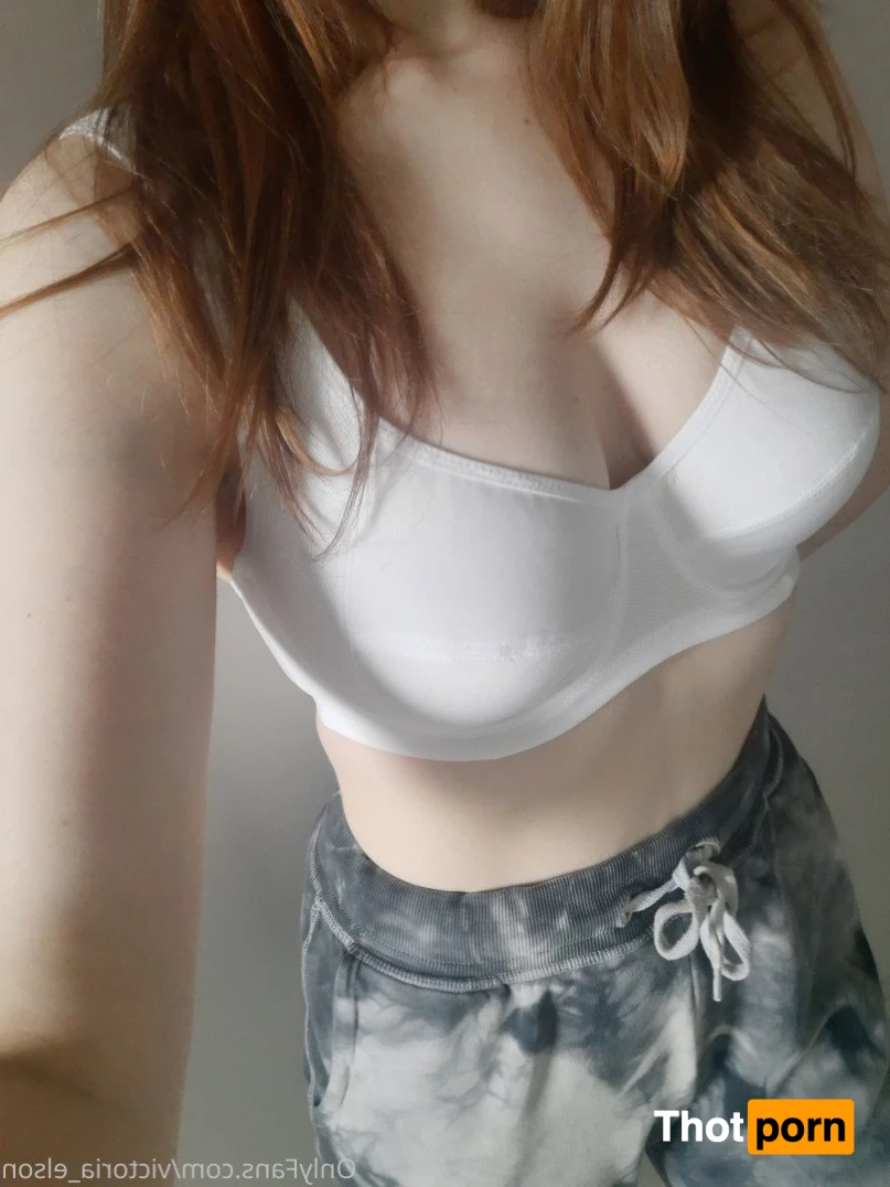 VictoriaElson 1220920