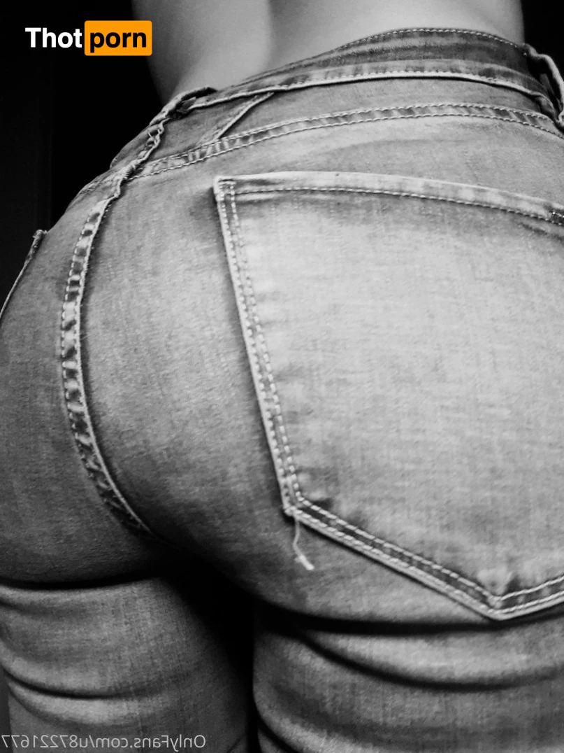 VictoriaElson 1220956