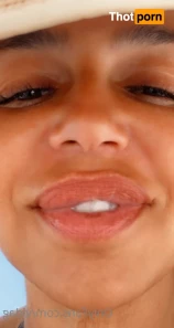 1833677