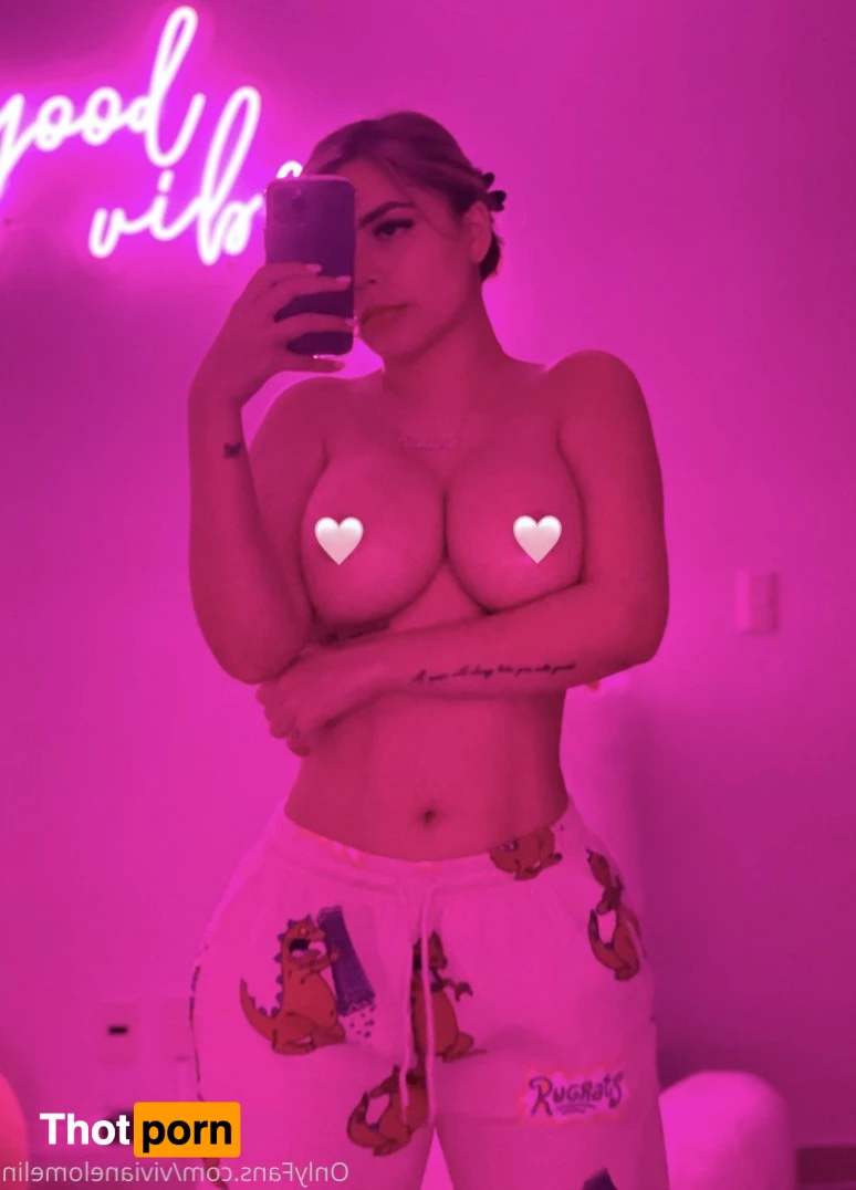 Viviané 🍭 1502450