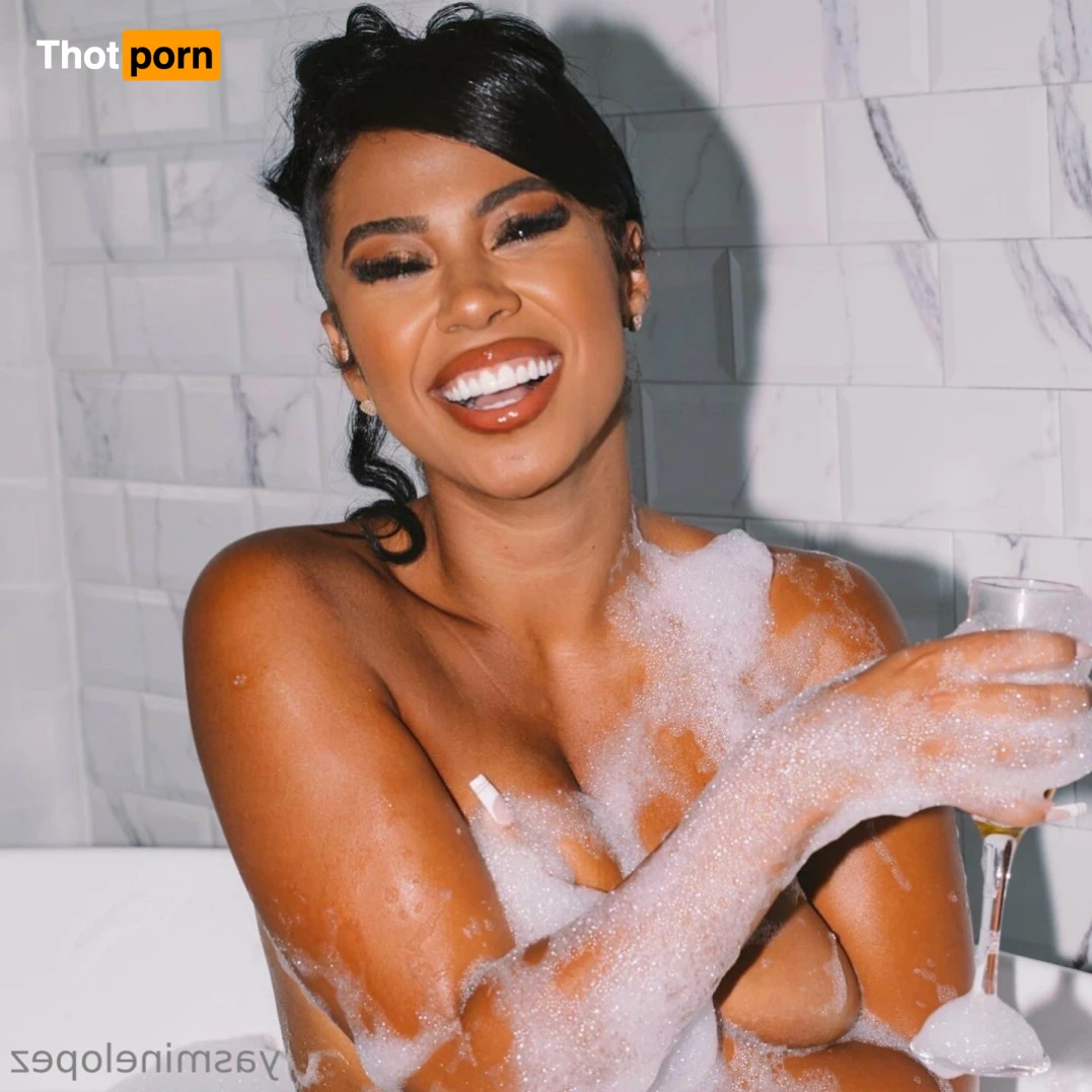 yasminelopez 11096098