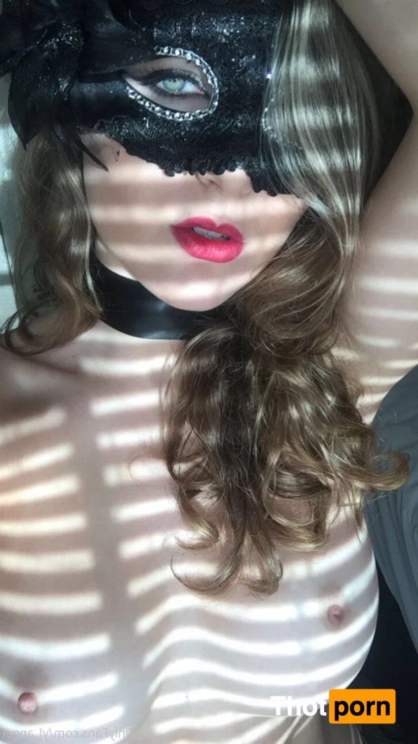 Katie Darling 1270955