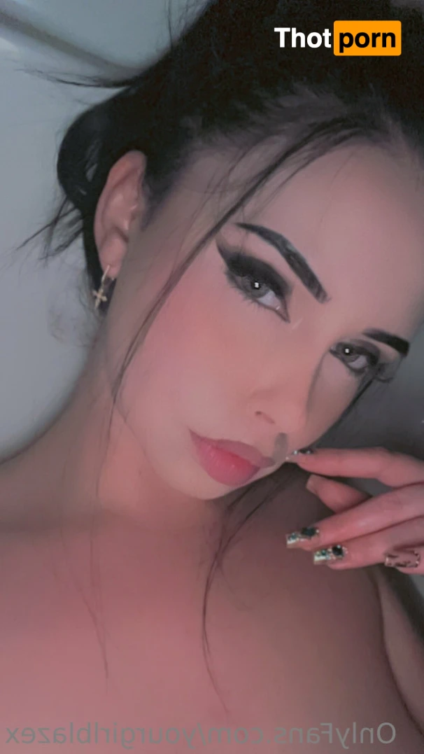 yourgirlblaze 12508372