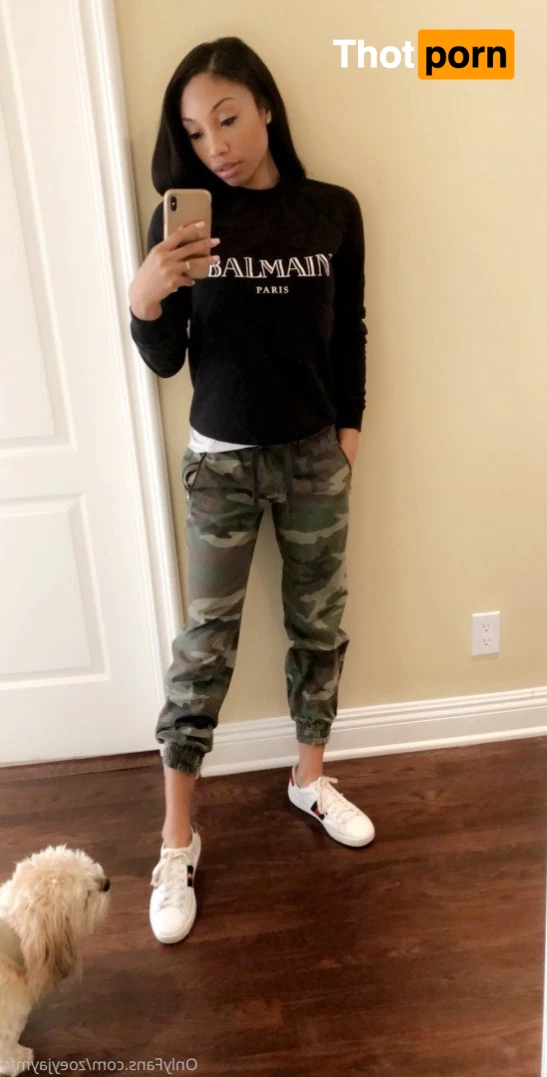 Girlfriend Zoey 1290250