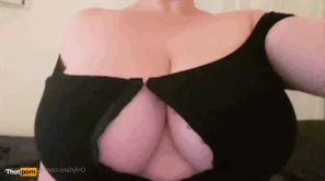 10696683