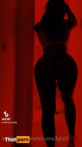 10695351