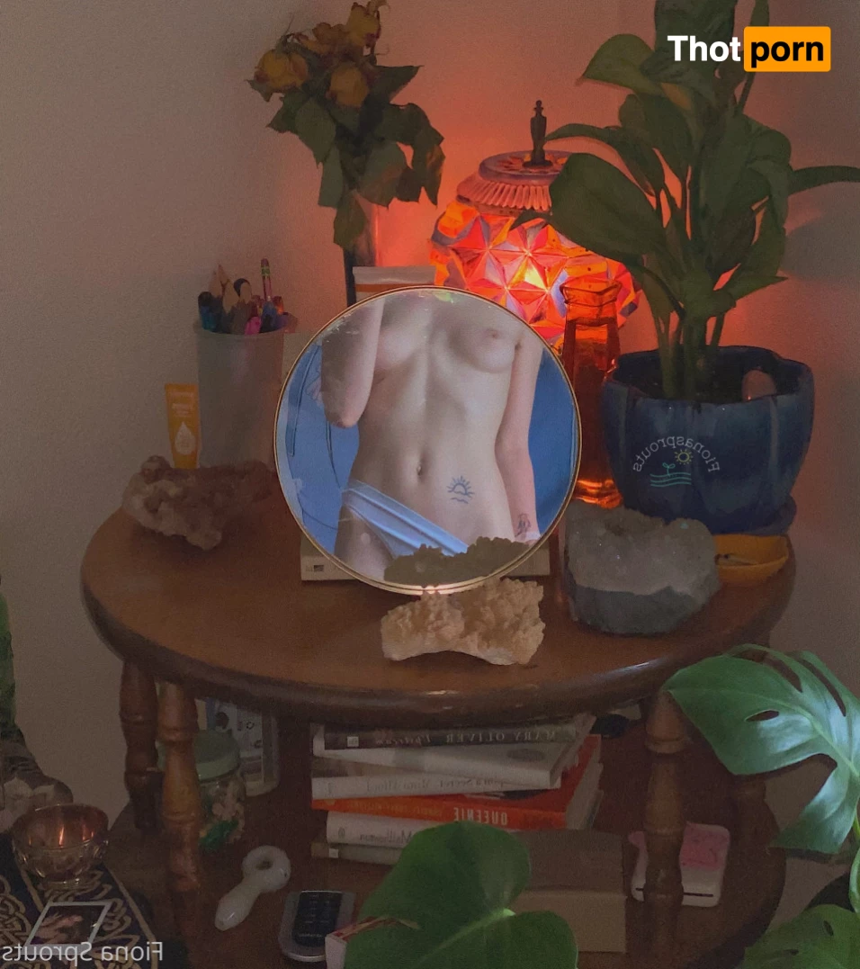 Fiona Sprouts 🌱(they/him) not a girl 6166320