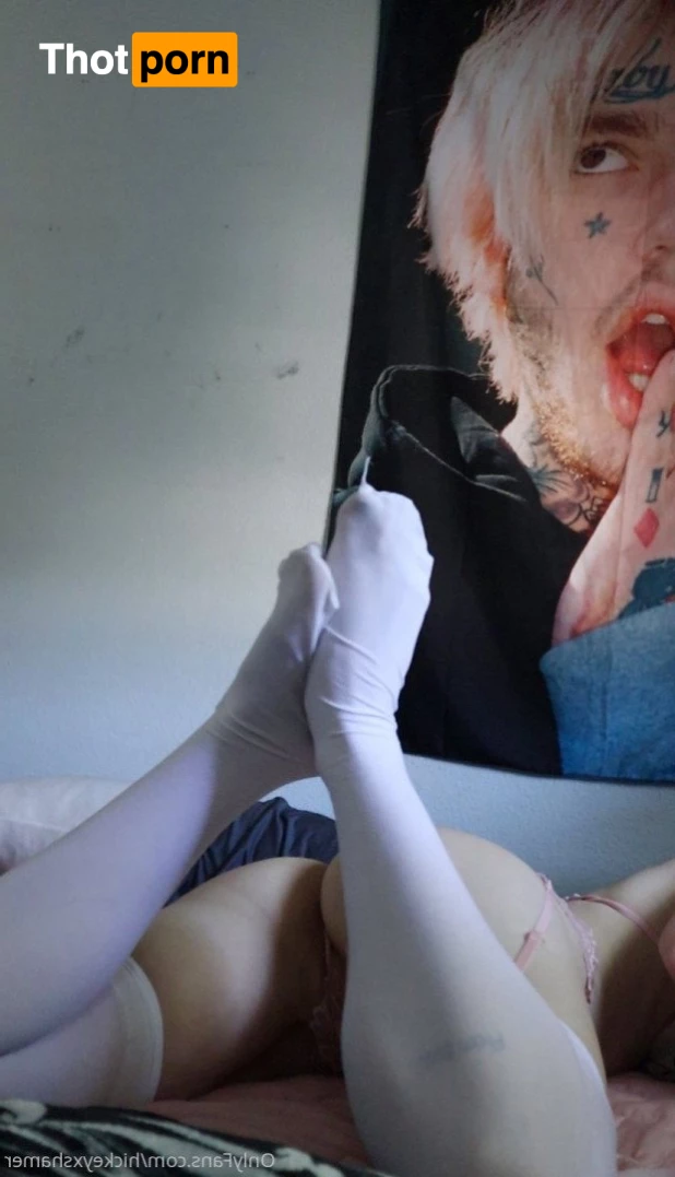 hickey shamer 🖤 1589688