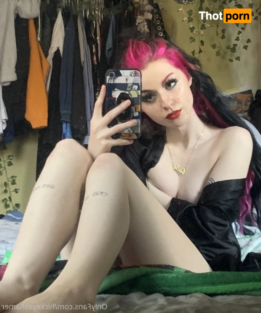 hickey shamer 🖤 1589703