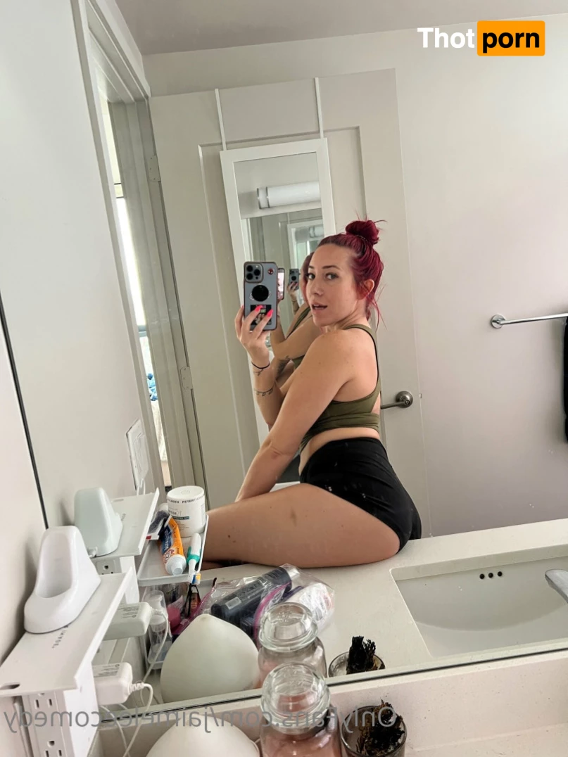 Jaime Lee Comedy 6152840