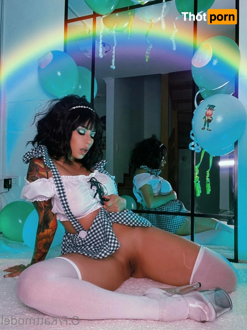 🕷 𝓚𝓪𝓽𝓽 🕷 1660308