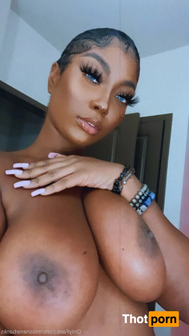 Nene Banks 🏦 1753539