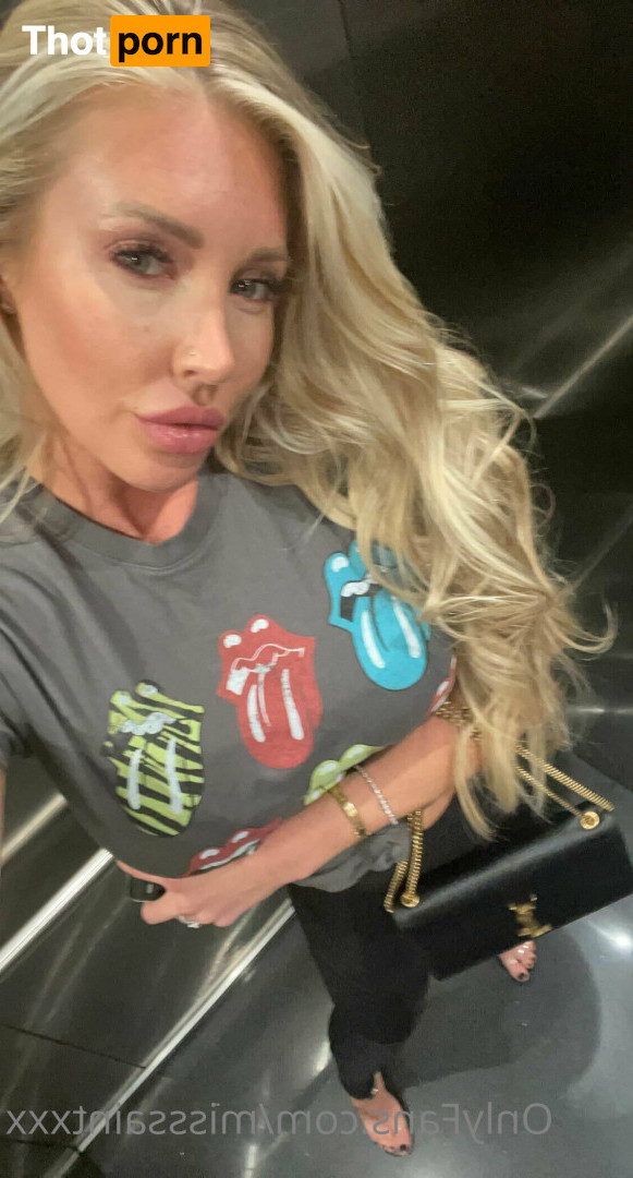 Samantha Saint 16566853