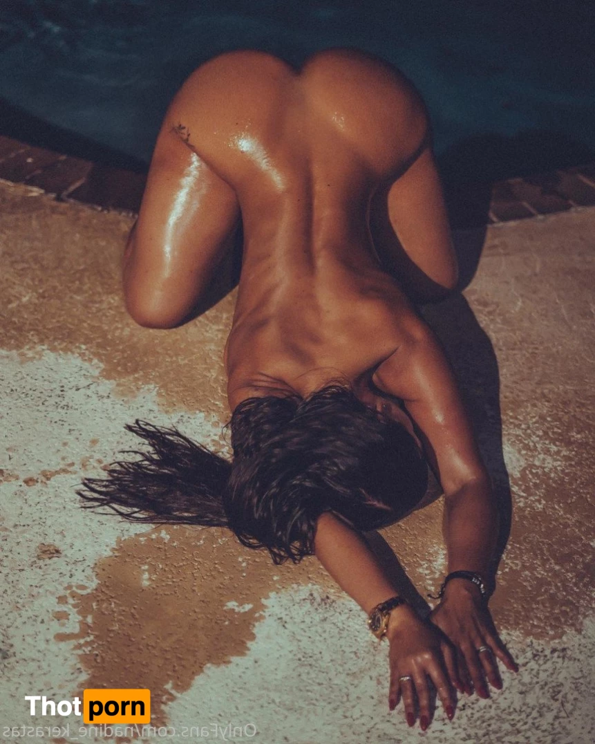 Nadine_KerastasTV 1762429