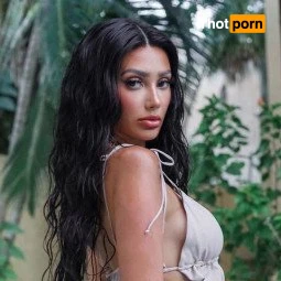 Francesca Farago 🔥