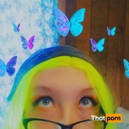 The Alien Amazon👽💜👽