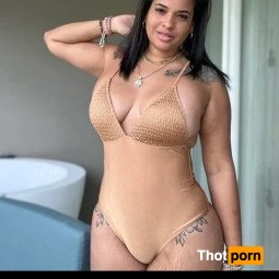 VIDEO CALLS AVAILABLE 😍BIGGEST FAT PUSSY