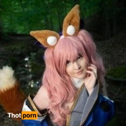 FoxyCosplay just a lovable fox girl. <3