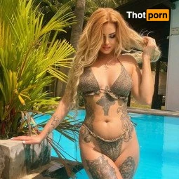 𝐊𝐞𝐥𝐥𝐢𝐞 🍒 𝓣𝓘𝓣𝓢 𝓠𝓤𝓔𝓔𝓝 🍒