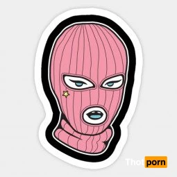 T H E  S K I  M A S K  G I R L