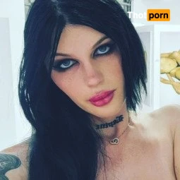 🦇🔮 Nicole Korsakova 🔮🦇