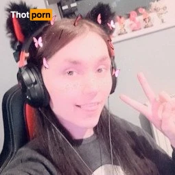 small titty trans gf (on hiatus)