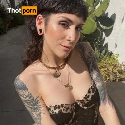 Manic Pixie Massochist 🧚🏼