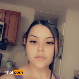 PRETTY ASS WHITE GIRL ⛓♥️