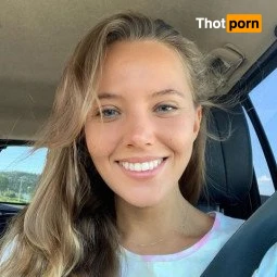 Katya Clover 🍀 natural beauty 💚