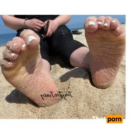 👣Tiny Toe Tracy👣