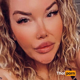 𝗖𝗛𝗘𝗬𝗬 𝗦𝗜𝗡𝗦𝗦 👅