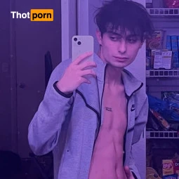 Riley's Free Page ⚡️