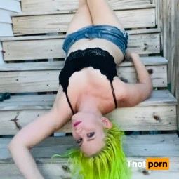 Peachesisastonedfruit2free