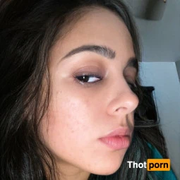 élodie 🍑nsfw 🤫also @yogabuttnaked